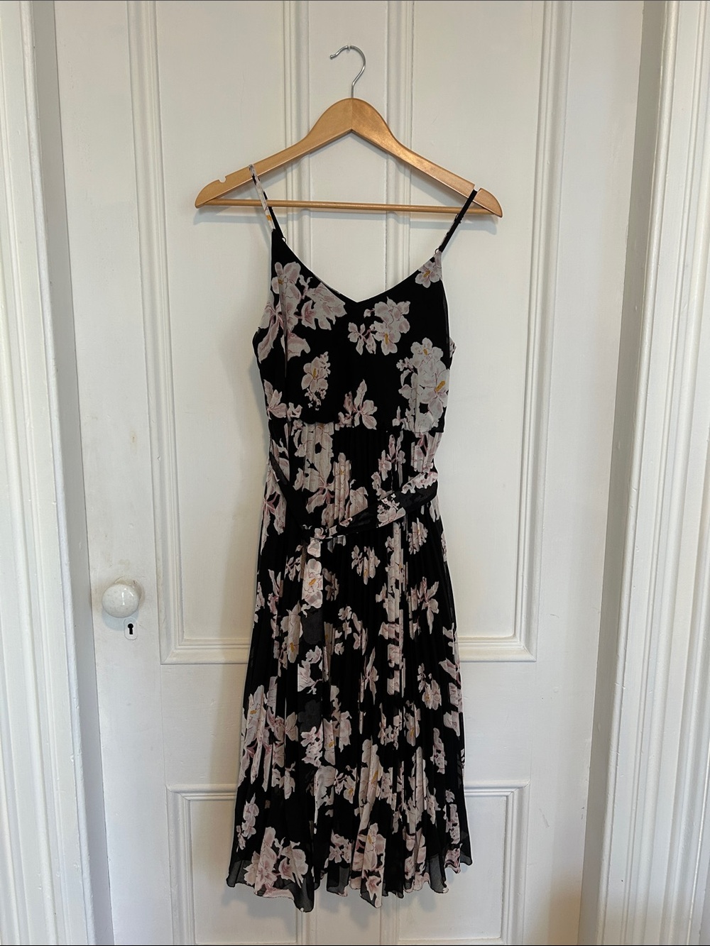 Strappy Floral Midi Dress with Pleats